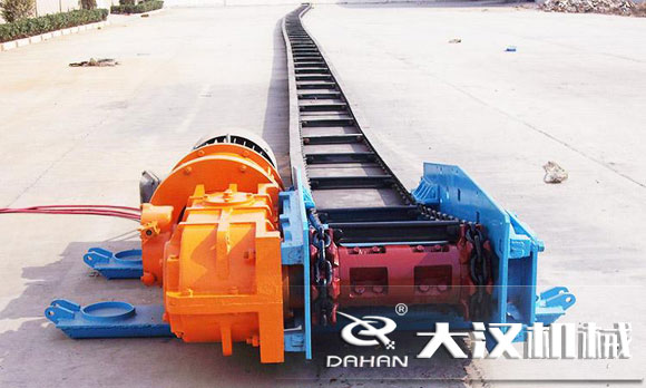 刮板輸(shū)送機 刮板(bǎn)輸(shū)送機